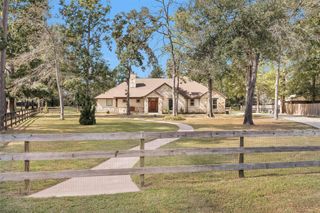 11498 Oak Springs Drive, Willis, TX 77378