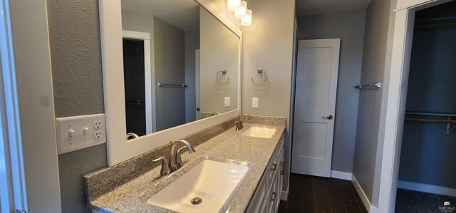 1013 Waxwing Drive, Manhattan, KS 66502