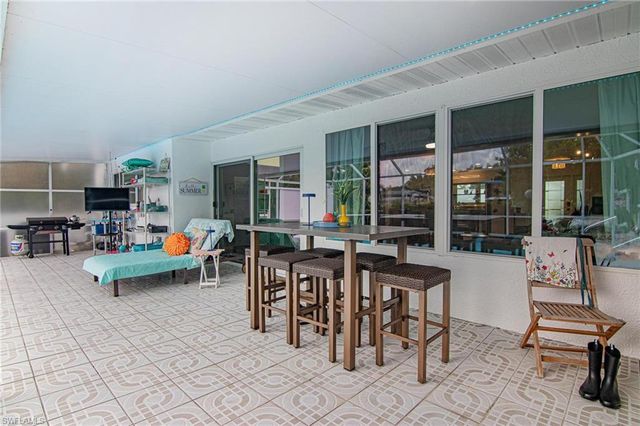 1300 Thompson ST, North Fort Myers, FL 33903