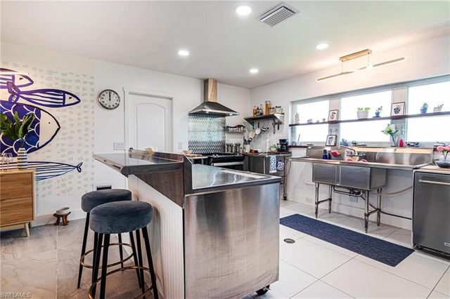 1300 Thompson ST, North Fort Myers, FL 33903