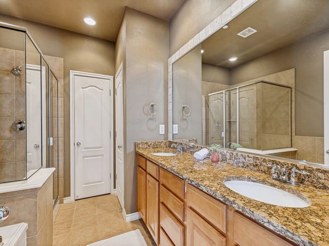 15741 Seabolt 28, Addison, TX 75001