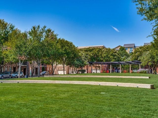 15741 Seabolt 28, Addison, TX 75001