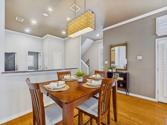 15741 Seabolt 28, Addison, TX 75001