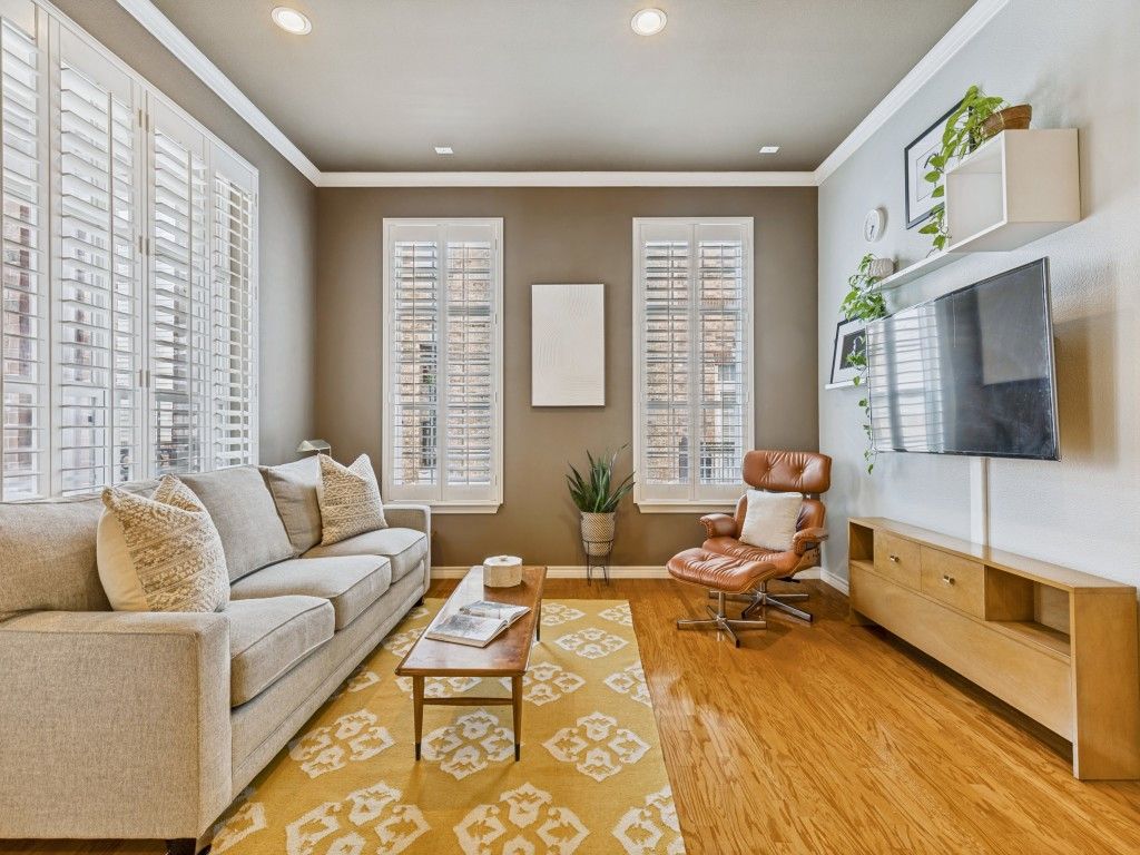 15741 Seabolt 28, Addison, TX 75001