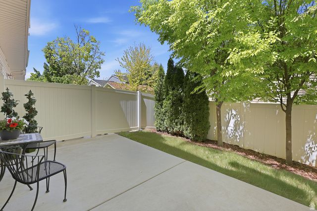 1412 W STONE MEADOW DR, West Jordan, UT 84088