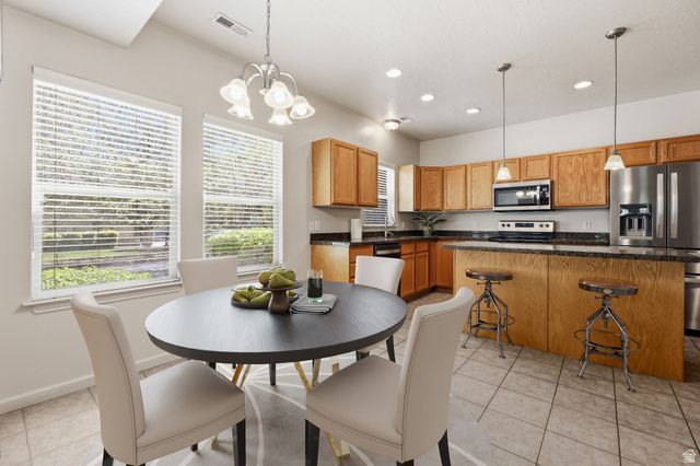 1412 W STONE MEADOW DR, West Jordan, UT 84088