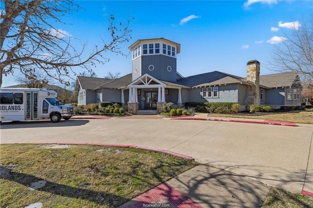 1725 Harvey Mitchell Parkway S 230, College Station, TX 77840