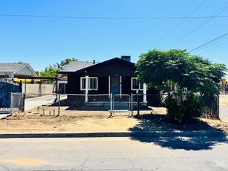 1315 Robinson Street, Bakersfield, CA 93305
