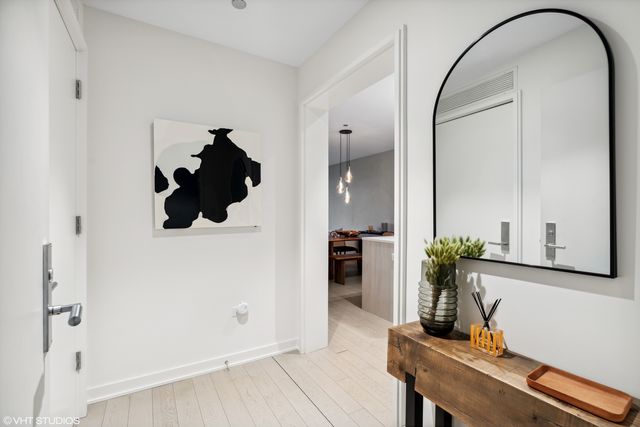 1400 W Monroe Street 4C, Chicago, IL 60607