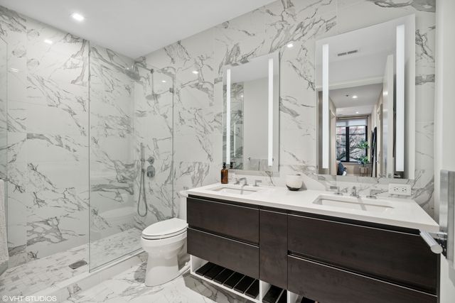 1400 W Monroe Street 4C, Chicago, IL 60607