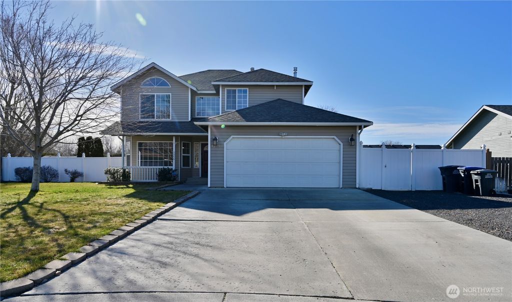 1359 Yost Circle NE, Moses Lake, WA 98837