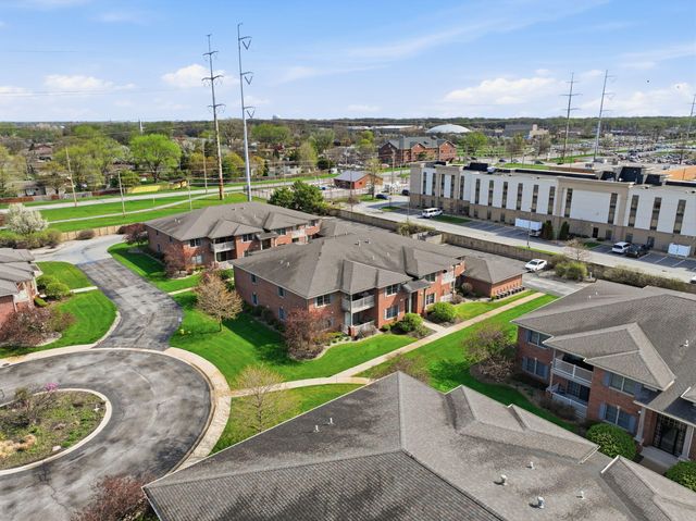 644 Cambridge Court 2a, Munster, IN 46321