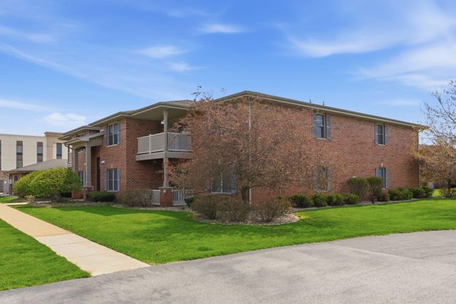 644 Cambridge Court 2a, Munster, IN 46321