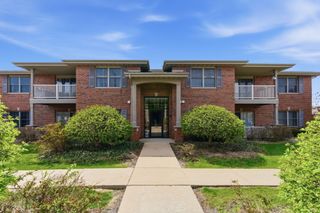 644 Cambridge Court 2a, Munster, IN 46321