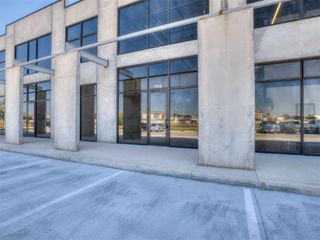 1600 N Interstate Highway 35 (I35 Service Rd) Road I, Moore, OK 73160