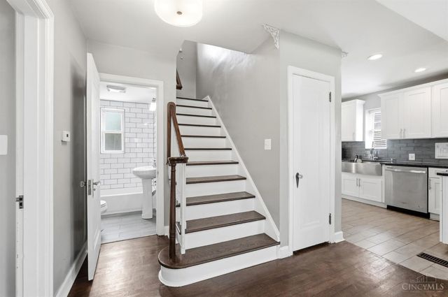 1630 Brandon Avenue, Cincinnati, OH 45230