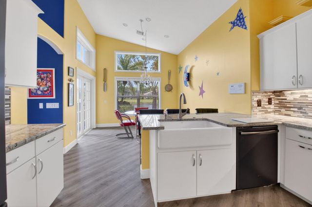 7528 Tarpon Cove Circle, Lake Worth, FL 33467