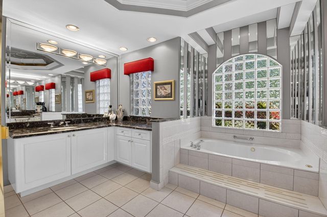 7528 Tarpon Cove Circle, Lake Worth, FL 33467