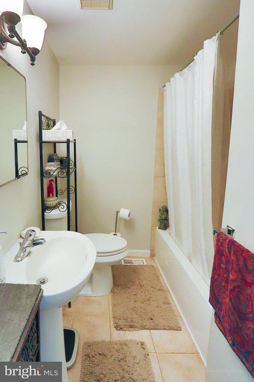 3504-A COHASSET AVE, Annapolis, MD 21403