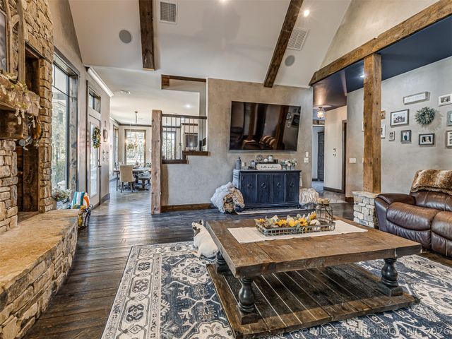12352 S 241st East Avenue, Broken Arrow, OK 74014