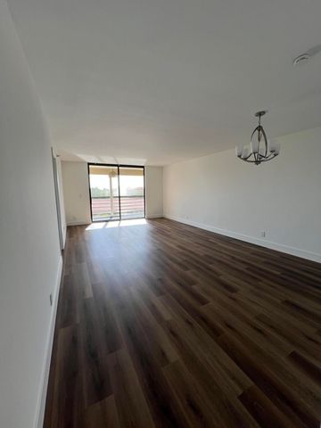 7770 TAHITI Lane 504, Lake Worth, FL 33467