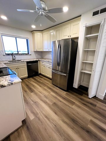 7770 TAHITI Lane 504, Lake Worth, FL 33467