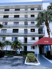 7770 TAHITI Lane 504, Lake Worth, FL 33467