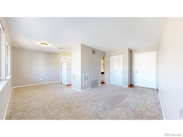 1705 Heatheridge Road 301, Fort Collins, CO 80526