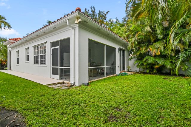 4766 Valencia Drive, Delray Beach, FL 33445
