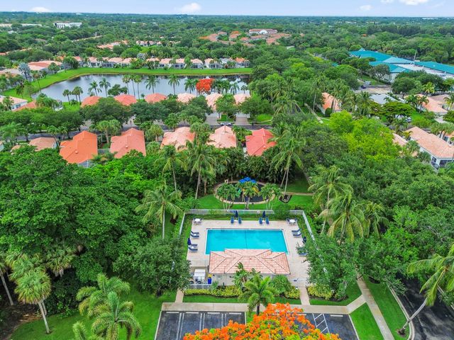 4766 Valencia Drive, Delray Beach, FL 33445
