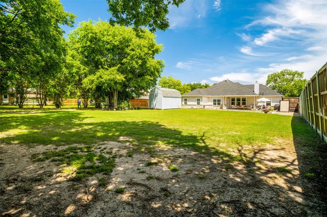 7304 Carol Drive, Greenville, TX 75402