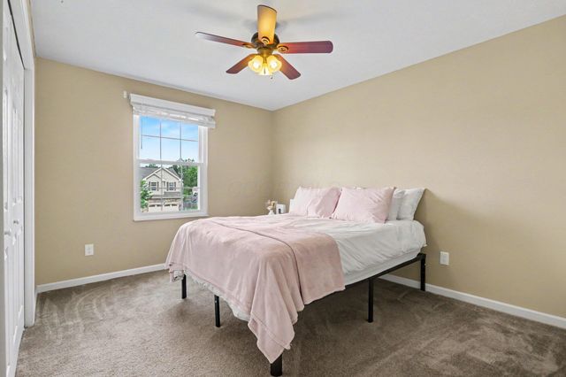 107 Lavender Hill Drive, Pataskala, OH 43062