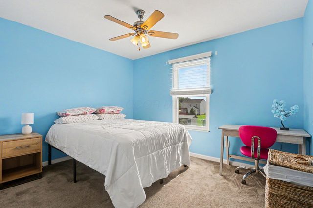 107 Lavender Hill Drive, Pataskala, OH 43062