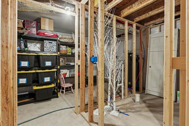 107 Lavender Hill Drive, Pataskala, OH 43062