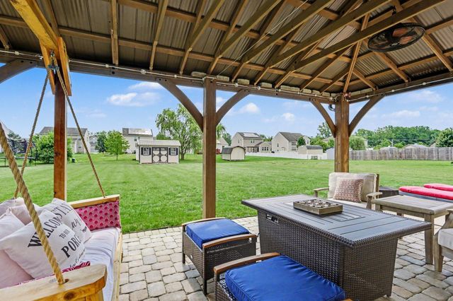 107 Lavender Hill Drive, Pataskala, OH 43062