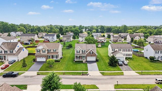 107 Lavender Hill Drive, Pataskala, OH 43062