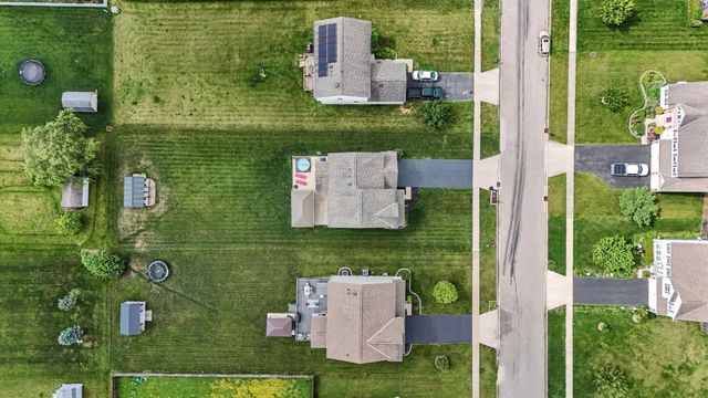 107 Lavender Hill Drive, Pataskala, OH 43062