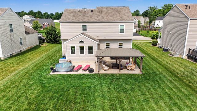 107 Lavender Hill Drive, Pataskala, OH 43062