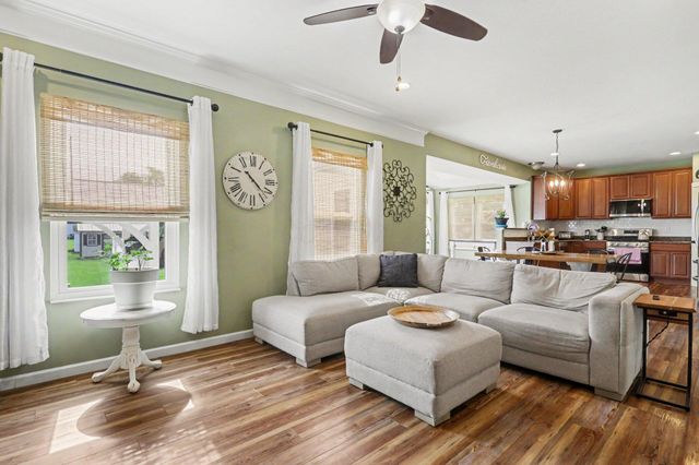 107 Lavender Hill Drive, Pataskala, OH 43062
