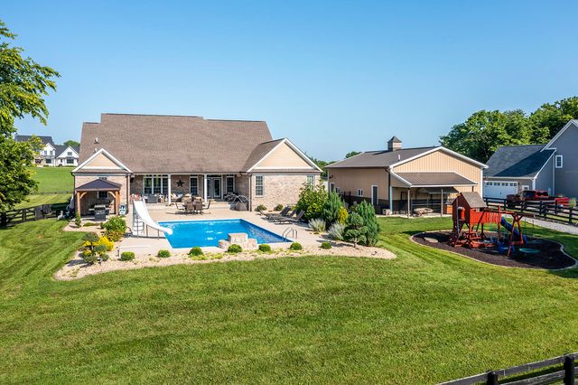 520 Chrisman Oaks Trail, Nicholasville, KY 40356