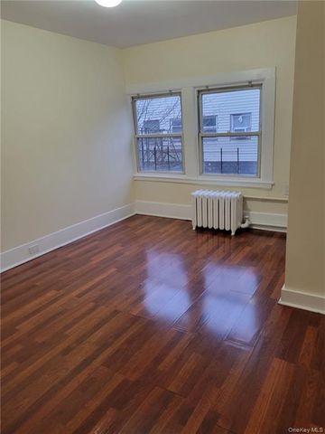 412 Warburton Avenue 3, Yonkers, NY 10701