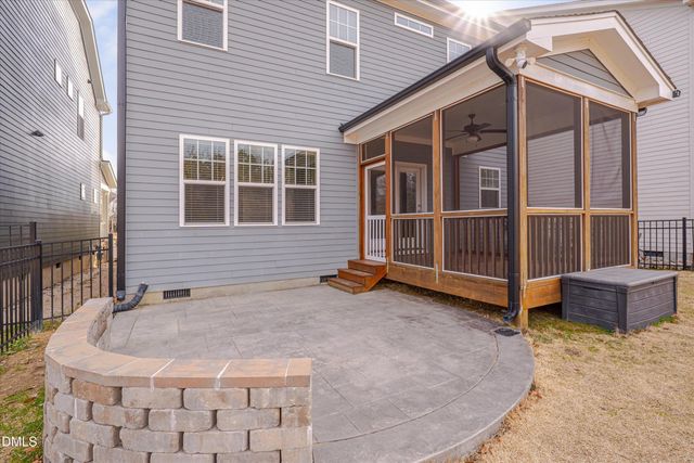 504 Beacon Ridge Boulevard, Chapel Hill, NC 27516