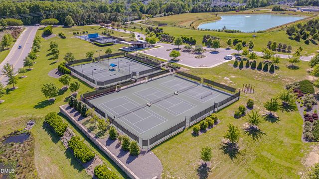 504 Beacon Ridge Boulevard, Chapel Hill, NC 27516