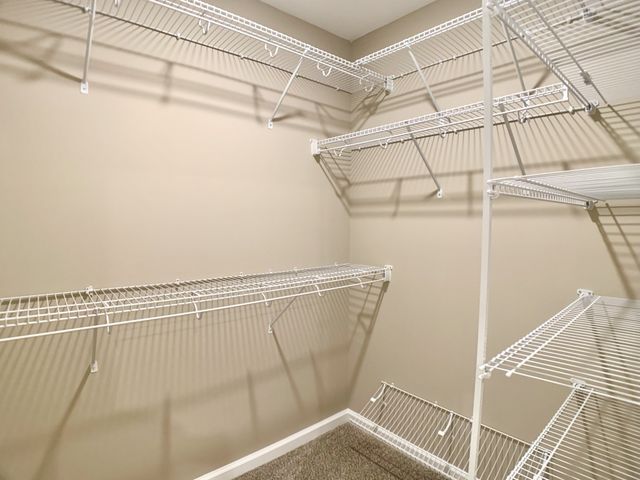 425 Ayden Ln, Clarksville, TN 37042