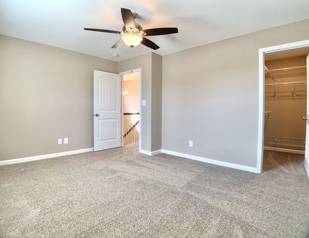 425 Ayden Ln, Clarksville, TN 37042