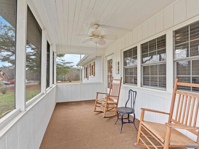 2111 Bakers Chapel Road, Guntersville, AL 35976