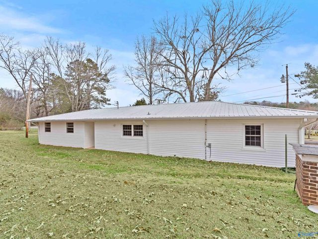 2111 Bakers Chapel Road, Guntersville, AL 35976