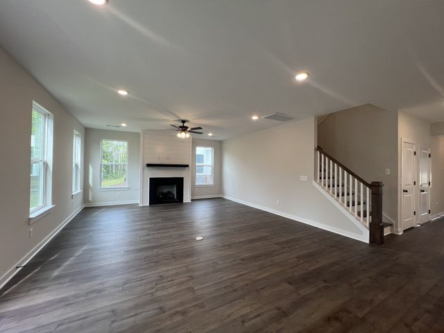 4154 Dream Beetle Loop, Rockvale, TN 37153