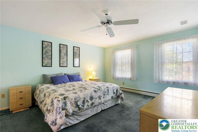 1346 Dayspring Drive, Lower Macungie Twp, PA 18106
