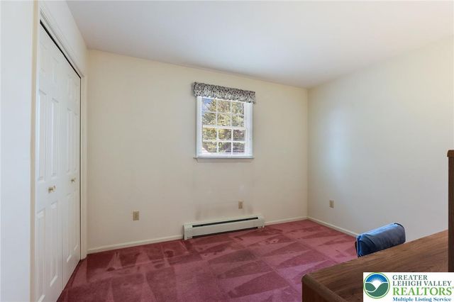 1346 Dayspring Drive, Lower Macungie Twp, PA 18106